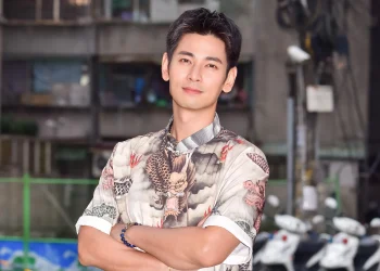 楊子儀全面解放最狂反派 雨中狂奔一公里跑到心臟爆裂