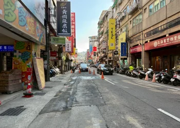 基市府導入道路維護四部曲　仁二路路面刨鋪作業2/8啟動