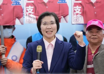 清流對抗黑暗　徐欣瑩正式登記新竹縣長黨內初選