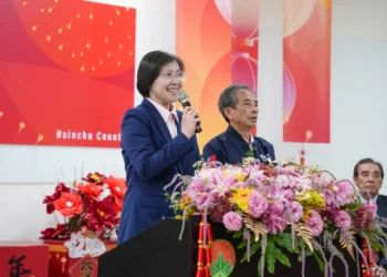 出席縣府及議會新春團拜 徐欣瑩:盼新竹成爲引領世界的風