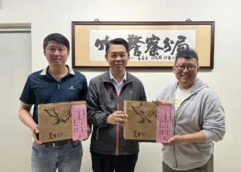 恭喜竹山分局警員張文興、簡志龍榮陞埔里分局巡佐!