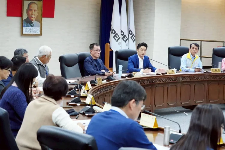 確保民眾安心賞燈回家　蔣萬安部署交安維護措施