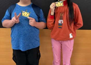 突破視覺界限！臺北啟明學校兩學生實訓3個月　勇奪烘焙丙級證照