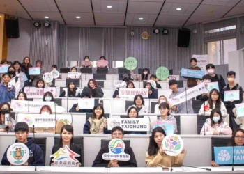 陪伴青年練愛戀愛　中市攜手大學推動年輕世代情感與婚姻教育