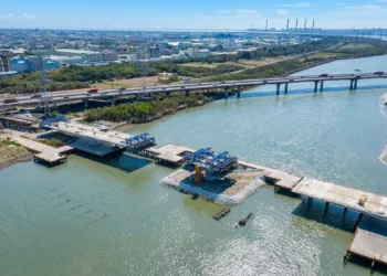 橫跨中彰「大肚和美橋」正式命名！　工程進度近9成 目標今年底完工通車