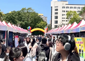 近百企業搶人才　新北校園就博會淡大首場開跑　初媒合率達51.4%