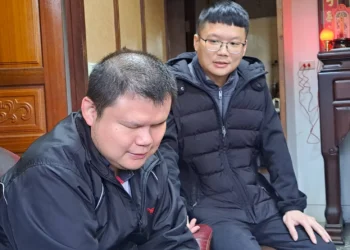 先天視障者呂坤諭與長輩相依為命　社會局引進樂明身障服務重建生活