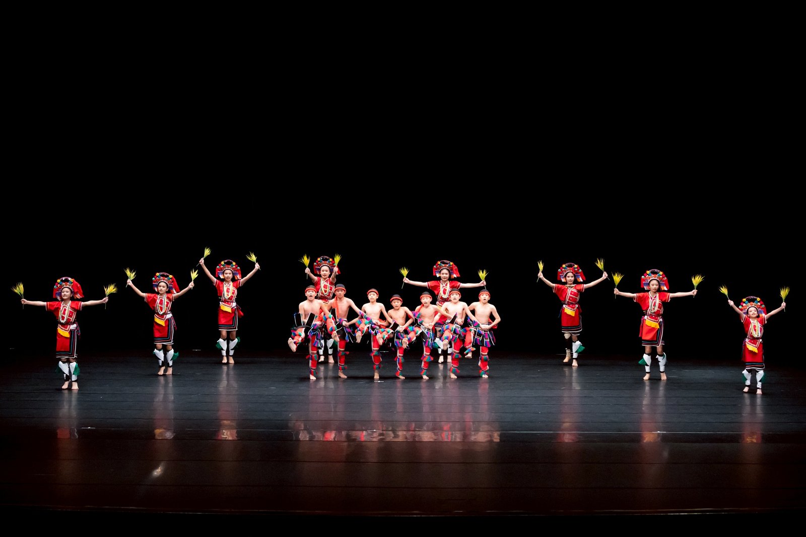 753隊、逾6千人齊聚基隆競舞　八斗國小民俗舞勇奪特優