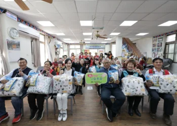 「足步在雲端」關懷活動　專業志工深入阿里山照護長者足部健康