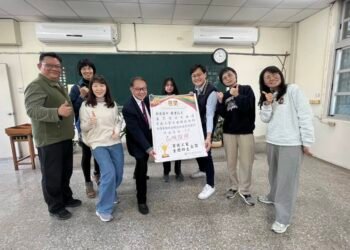 挑戰設計職人殿堂！台南育德工家學生展現專業實力 勇奪「印前製程乙級」證照