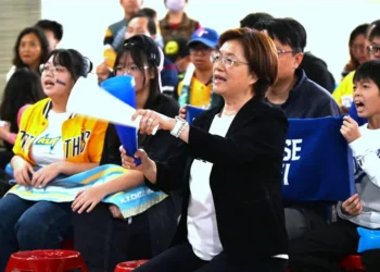 彰縣府大廳直播中華隊對戰捷克隊 美食應援重返榮耀