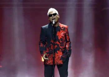 巫啟賢(太傻)前奏一響北流秒變大型KTV「六壯士」助陣「麻吉費洛蒙大爆發」