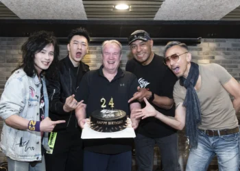 信樂團成軍24年 Michael 與 Tomi 感觸良多 再燃搖滾火焰