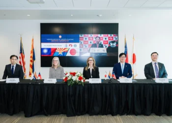 台美日跨海連線 陳其邁與亞利桑那州長、熊本縣知事 簽署三方合作備忘錄