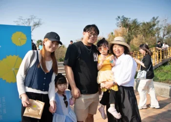 嘉市「潮風鈴・黃花瘋音樂市集」兩日狂吸12萬人　春日限定盛會嗨翻八掌溪