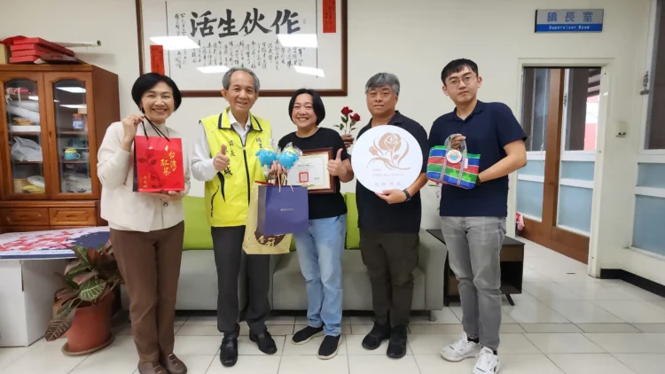 埔里之光！埔里「玫開四度」榮獲2026英國柑橘果醬大賽1金8銀16銅