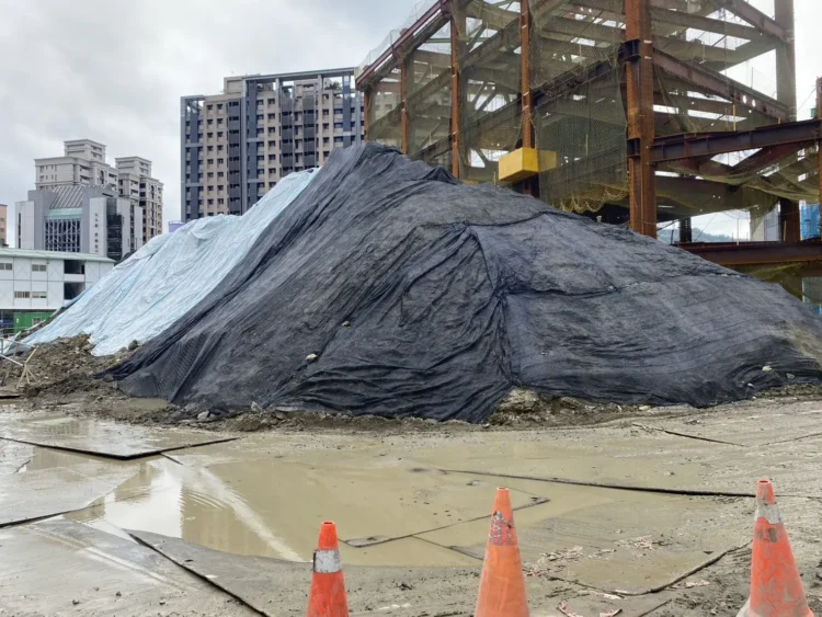 北市府推「都更八箭」三年有成　首案土方運臺北港