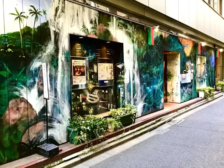 東京神保町走進世界最酷街區 品味古書與香料交織的城市風景