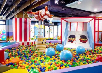 淡江大橋話題帶動淡水度假熱潮 福容飯店露營主題房再升級 深耕親子度假市場