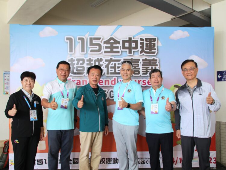 翁章梁赴全中運團本部 勉勵22縣市代表隊