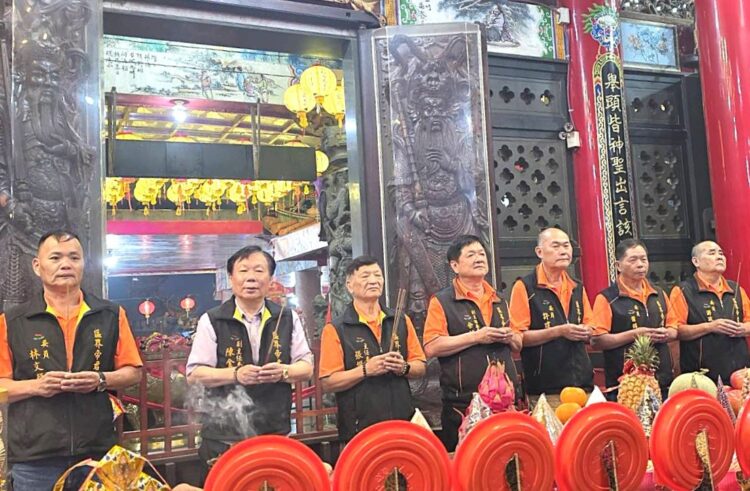 玄天上帝聖誕千秋 陳金麟陪同吳宗憲參與祝壽大典