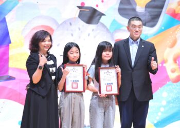 基隆表揚997名模範兒童　謝國樑逐一頒獎肯定五育均衡發展