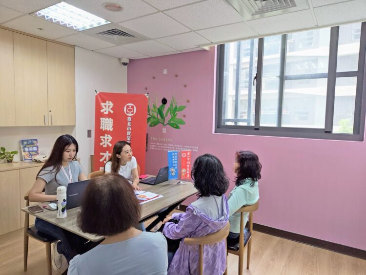 北市微型徵才4/21開跑!18家企業釋767職缺 鼎王上看50K