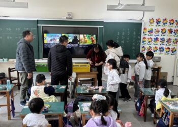 基隆國中小115學年起　生生在校用餐「吃飽再回家」