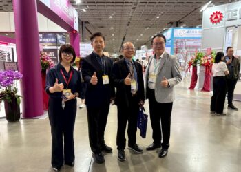 科技守護山海城市　基隆消防局秀無人機、遙控救生圈與救災APP