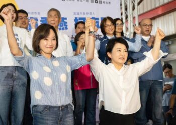 盧秀燕南下挺柯志恩 讚有「媽媽心」　若當選必照顧高雄市民