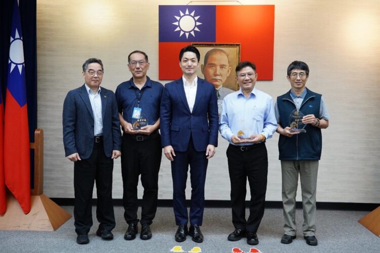 強化廉能治理與工程效能 蔣萬安頒獎表揚捷運局3位廉能楷模