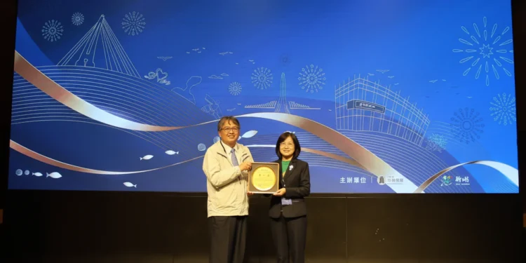 春節前強力把關 台中查緝私劣菸酒績效奪冠 1 春節前強力把關 台中查緝私劣菸酒績效奪冠