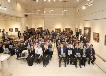 陳銀輝遺作〈醒〉首度曝光　女兒策展承續藝脈 紀念展台中開幕