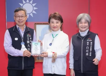 台中市橋梁維護再締「金路獎」六都第一佳績！　建設局於市政會議獻獎共享榮耀