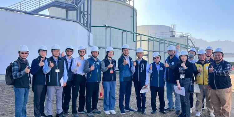 廚餘變綠金! 環境部長視察肯定全台首座廚餘生質能源廠發揮永續循環效益 1 1 54 oOleAQ