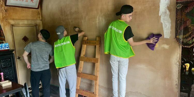 扶輪公益網捐新北市少年培力園17萬元 助少年工班幫獨居長輩 修繕住家改善生活 1 1111