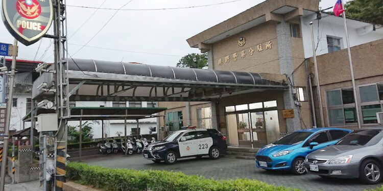 ▲鹿野女警暖心助日籍老夫妻 語言橋梁傳遞臺灣溫度。(圖/關山分局提供)