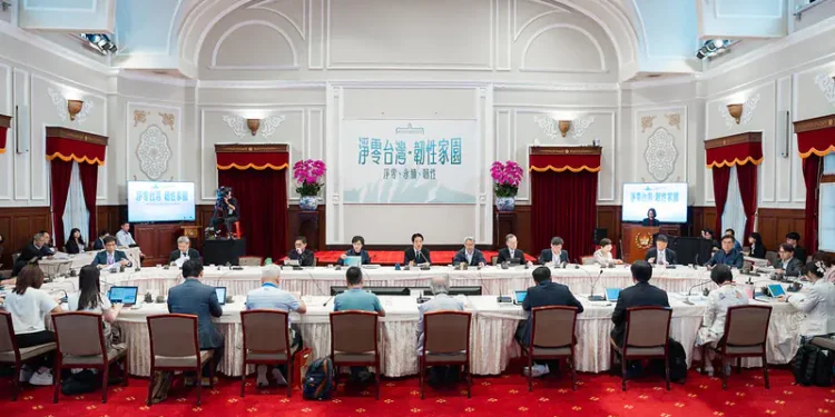 總統賴清德最近一次主持「國家氣候變遷對策委員會第5次委員會議」（圖／總統府資料照）
