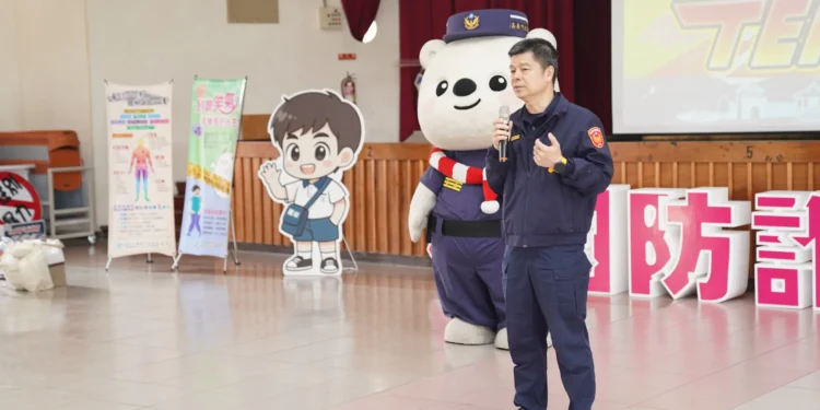 嘉市警「校園防詐小尖兵」開學日啟動!局長領軍32校連線打造韌性城市 1 12269 1