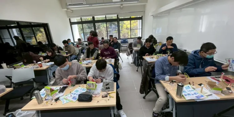 竹縣半導體師資培訓委由清大開課 1 153c6972 cd0b 4ac9 aa45 fc511c3b6149 gLR1WS