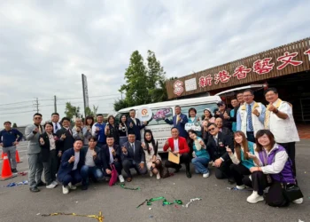 小小瓜子大大愛心　嘉義創業協會捐復康巴士助長照