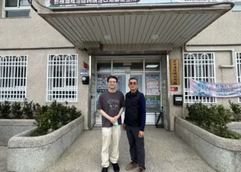 雲林口湖首位衛生所牙醫師　偏鄉牙科照護一把罩