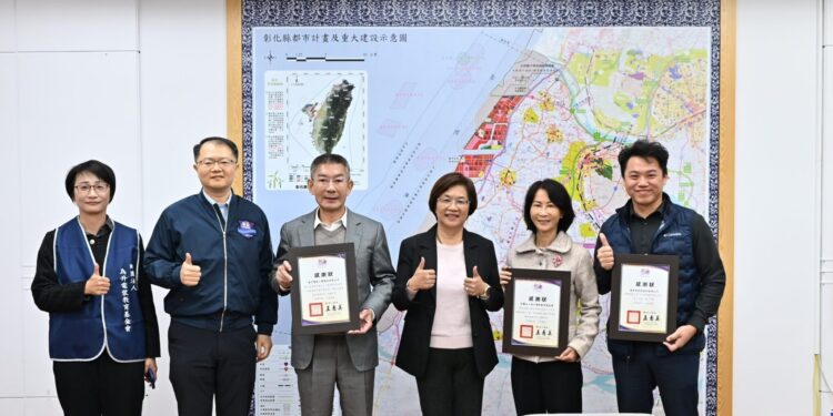 感謝為升電裝工業股份有限公司愛心捐贈 以智慧科技守護縣民 1 7 444 d69aOl