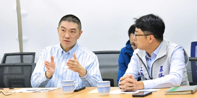 貢寮管線破裂影響基隆供水 謝國樑赴台水關切搶修進度 1 87311