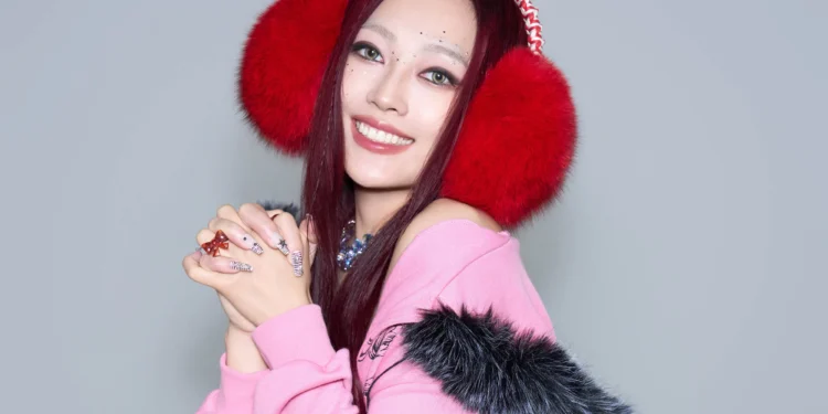 琟娜 VERNA 過年搞事 重新編曲填詞成大街小巷熱鬧喜氣迎新年 1 E6A9AB1105 1297 copy zin9ZT scaled
