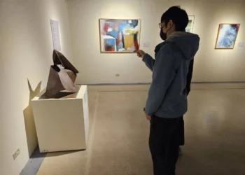 點鐵成金的藝術先驅　大墩文化中心展出陳庭詩典藏之作