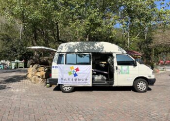 看病不用跑　醫療到你家　温世政　打造南投移動醫院
