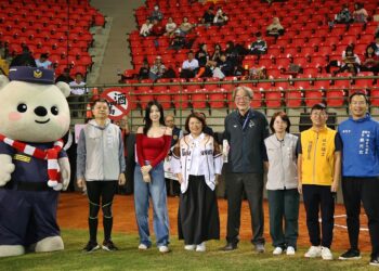 國際棒球盛事在嘉義！亞洲冬盟五隊競技　KANO球場吸引國內外球迷