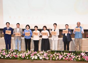 中臺灣八縣市首長會議提32項合作案　齊聲要求中央落實財政收支劃分