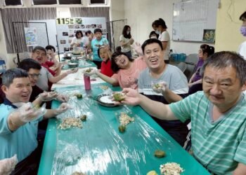 翠綠Q彈圓夢「草阿貴」　無障礙之家憨兒手作　飄香暖心房